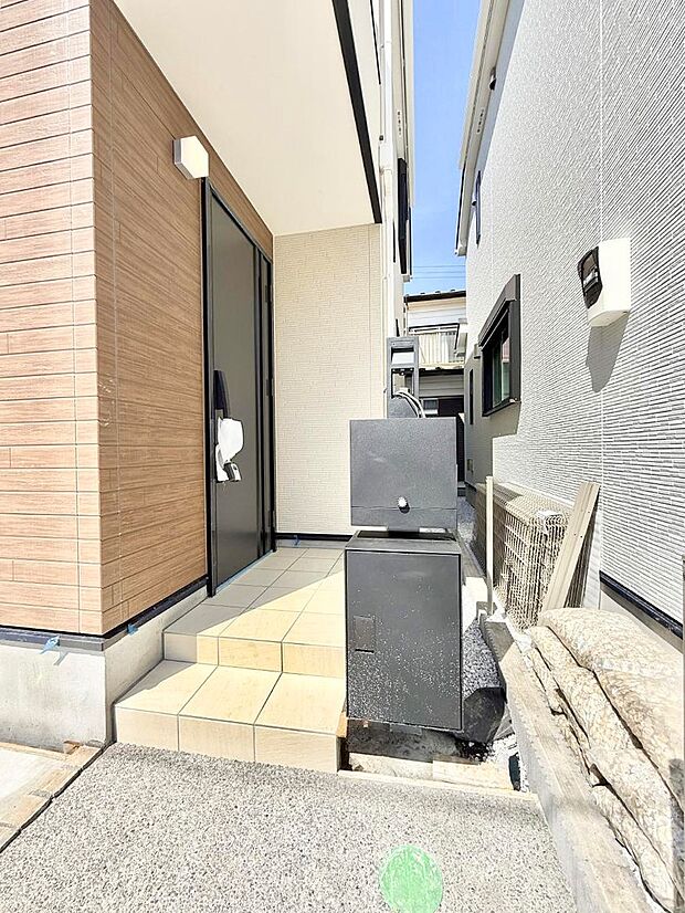 【玄関】帰るたびにホッとする、安心感のある佇まい