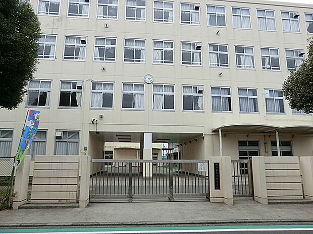 横浜市立上郷中学校(約500m・徒歩7分)