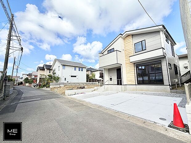 【前面道路含む現地写真】■家族の思い出が育つ住まいです