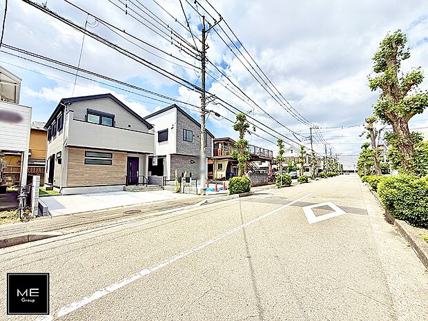 【前面道路含む現地写真】■この道を歩けば、毎日が少し特別になる