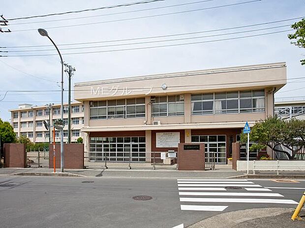 横浜市立南瀬谷中学校(約600m・徒歩8分)