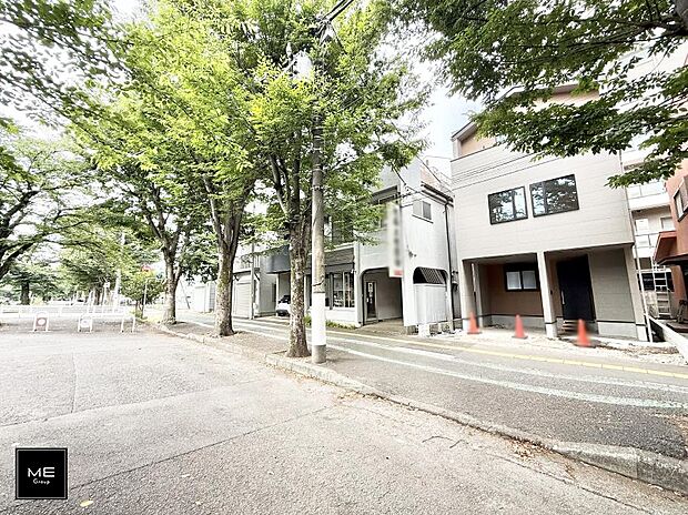 【前面道路含む現地写真】■生活利便な好立地!