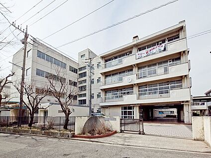 横浜市立今宿中学校 350m(5分)