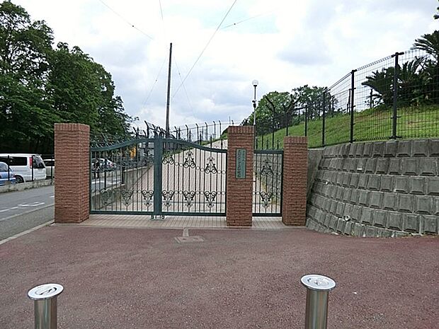 大和みどりが丘幼稚園(約600m・徒歩8分)