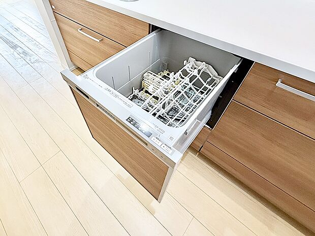 【食洗機】■食後の片づけも食洗器があれば時短に。ご家族との時間を増やせます