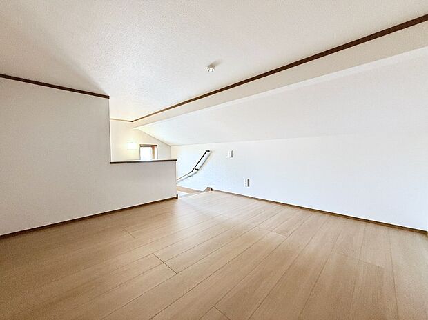 【リビング以外の居室】1号棟 ■シンプルで使いやすい空間がスッキリ感じられます