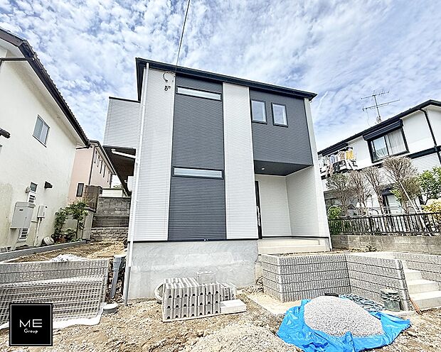 【現地外観写真】充実の設備と豊富な収納で便利な生活!