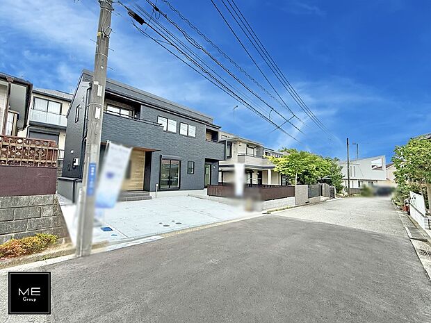 【前面道路含む現地写真】■家族とのお出かけが楽しくなる環境です