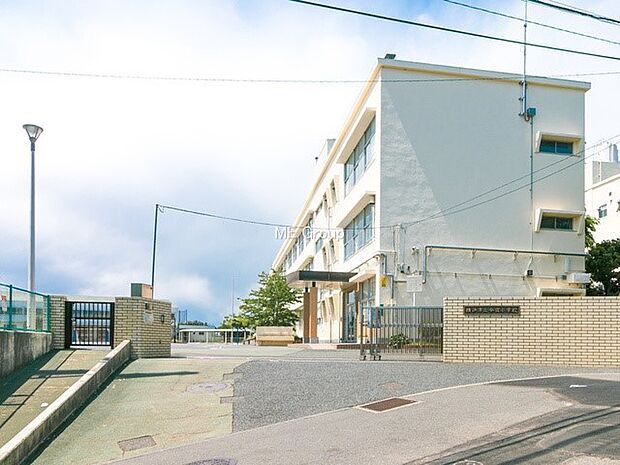 横浜市立今宿小学校（約550m・徒歩7分）
