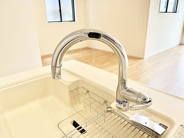 【浄水器】■清潔でおいしい水を手軽に供給してくれます
