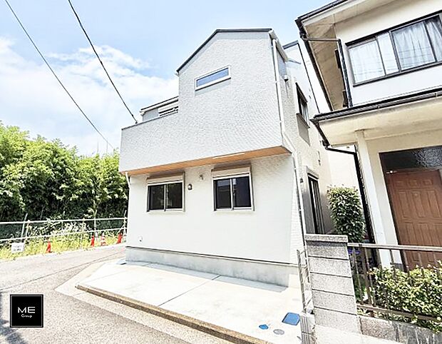 【現地外観写真】1号棟  ■家族みんなが笑顔で過ごせる、安心感のある住まい