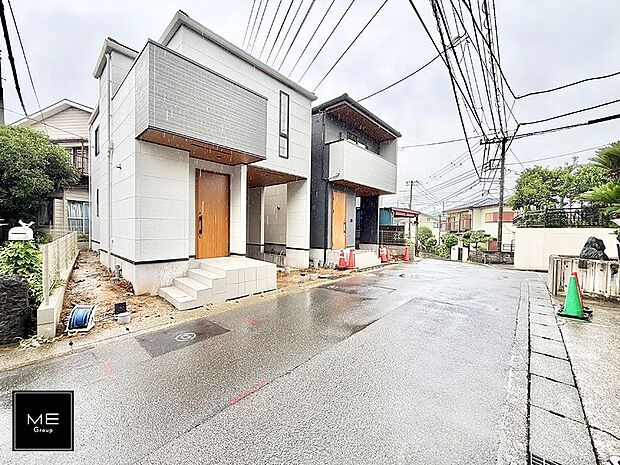 【前面道路含む現地写真】■この道を歩けば、毎日が少し特別になる
