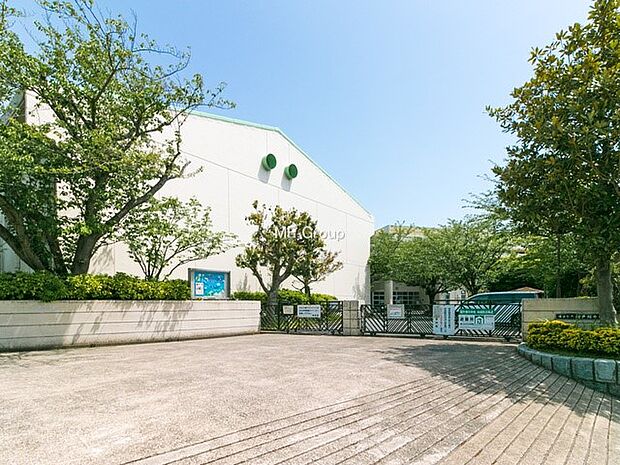 横浜市立南戸塚中学校(約350m・徒歩5分)