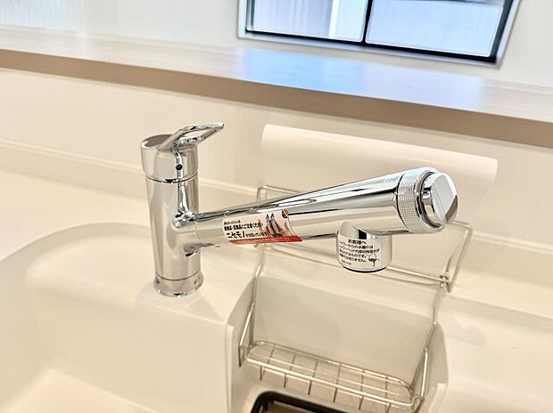 【浄水器】■清潔でおいしい水を手軽に供給してくれます