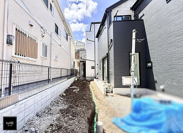 【現地外観写真】2号棟 ■新しい暮らしが始まる場所で、家族の絆を深める