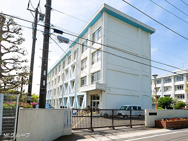 藤沢市立湘南台小学校(約520m・徒歩7分)
