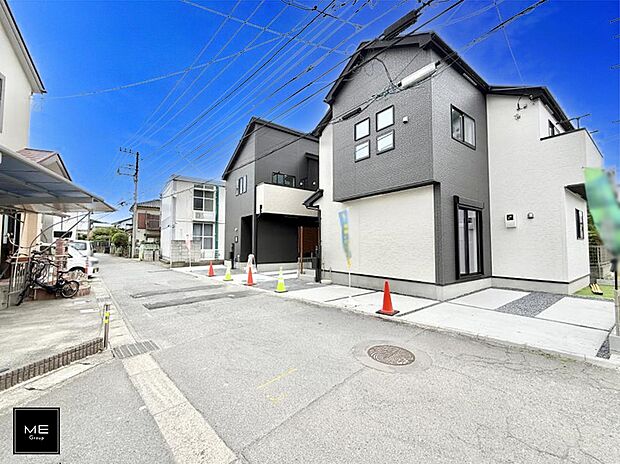 【前面道路含む現地写真】■新しい住まい、街の新しい風景