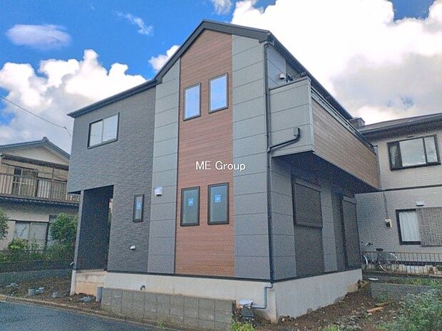 【現地外観写真】1号棟  ■家族みんなが笑顔で過ごせる、安心感のある住まい