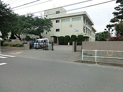 相模原市立緑が丘中学校 1100m(14分)