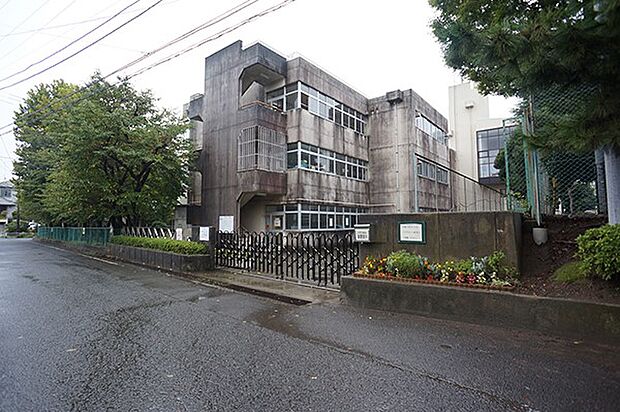 小田原市立矢作小学校(約555m・徒歩7分)
