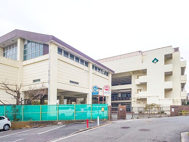 横浜市立森中学校（約450m・徒歩6分）