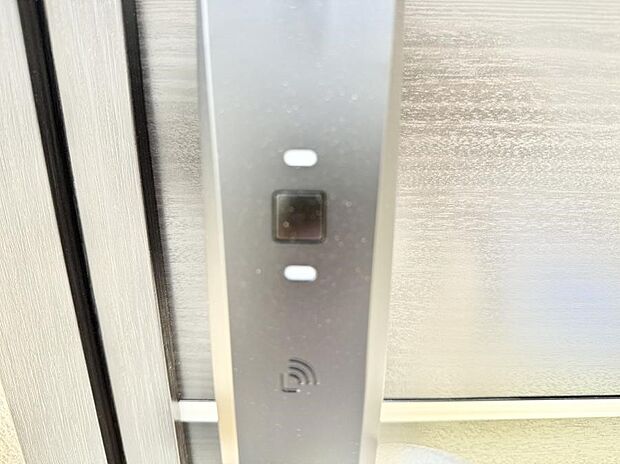 【スマートキー】■鍵を取り出さずに便利に操作できて快適