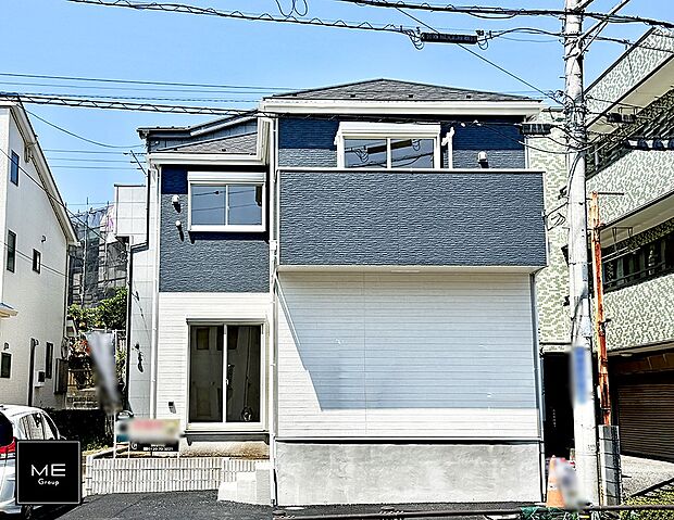 【現地外観写真】1号棟 ■暮らしを彩る充実した設備仕様が備わった住まい