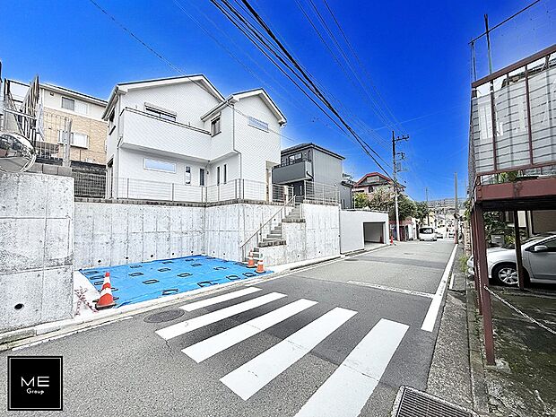 【前面道路含む現地写真】■新しい住まい、街の新しい風景