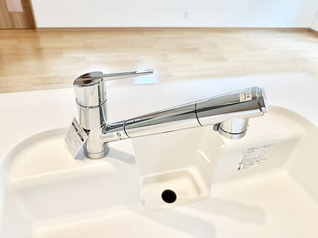 【浄水器】■清潔でおいしい水を手軽に供給してくれます