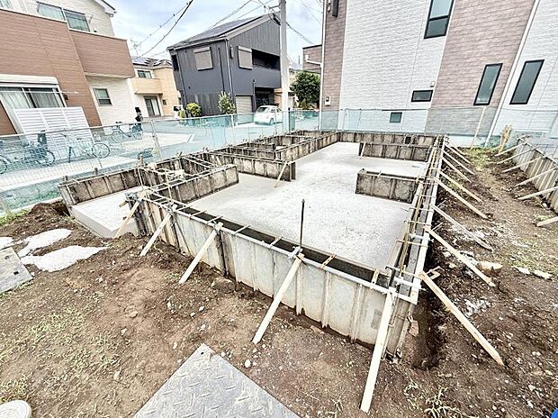 【現地外観写真】6号棟 ■新しい暮らしが始まる場所で、家族の絆を深める