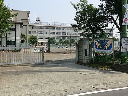 海老名市立有馬中学校 2052m(26分)