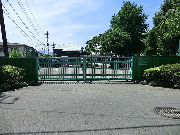 鈴鹿幼稚園(約1,500m・徒歩19分)