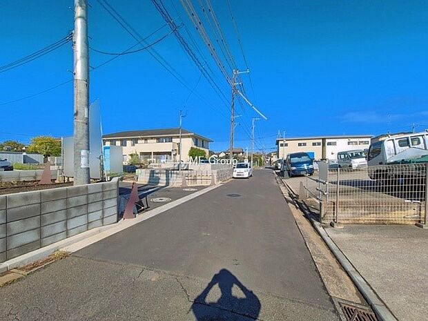 【前面道路含む現地写真】■新しい住まい、街の新しい風景