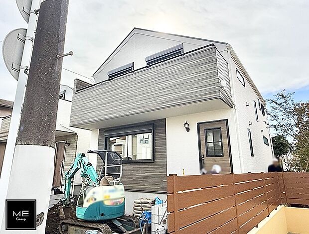 【現地外観写真】1号棟 ■暮らしを豊かにする充実した仕様設備で快適に
