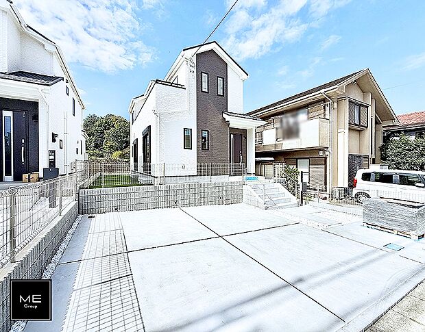 【現地外観写真】A号棟 ■家族みんなが笑顔で過ごせる、安心感のある住まい