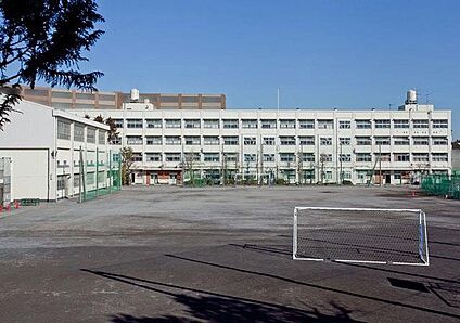 横浜市立青葉台中学校 1400m(18分)
