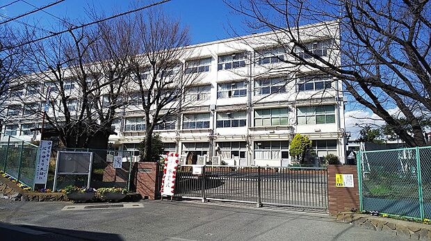 横浜市立樽町中学校（約1,317m）