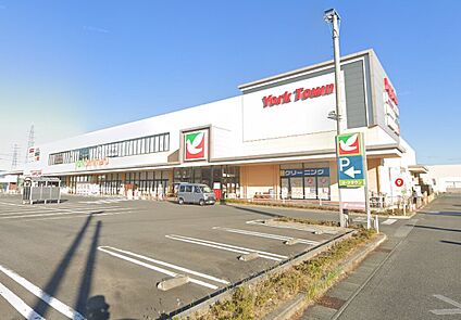 ヨークタウン谷川瀬 700ｍ(徒歩10分)