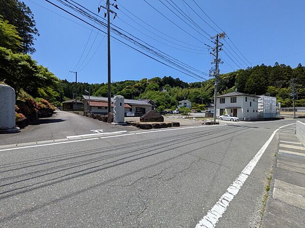 【前面道路】南側7.3ｍ公道