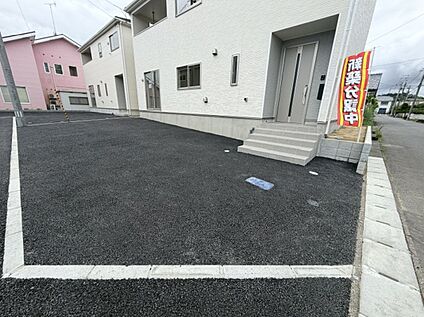1号棟駐車場