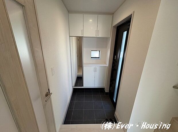 室内写真(玄関)