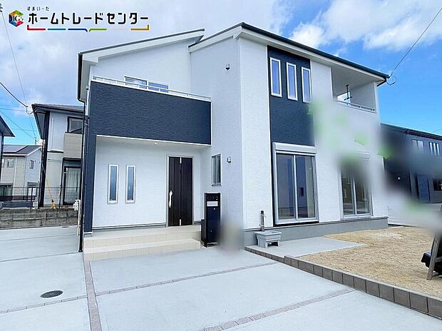 【現地外観写真】２号棟
JR常磐線「赤塚」駅まで車で１１分！
安心の住宅性能評価取得物件！
耐震性など主要４分野で最高等級を取得♪地震に強い家！住まいは、人生の多くの時間を過ごす大切な場所！