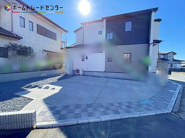 【駐車場】JR常磐線「水戸」駅まで車で７分♪
住む人の事を配慮した設計間取りプラン！家族の人生を守る家、機能性とデザイン性を兼ね揃えた長期優良住宅！住宅性能評価取得物件！耐震性など主要４分野で最高等級を取得！