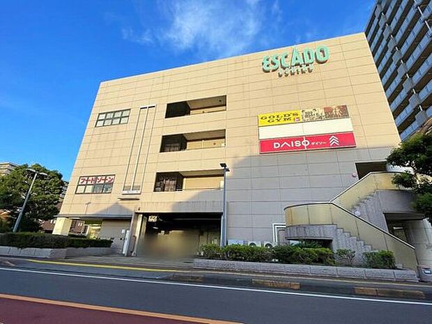 エスカード牛久（約1,570m）