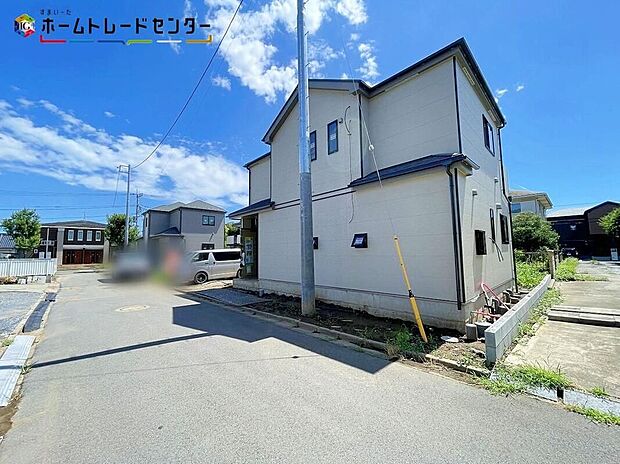 【A号棟前面道路含む現地写真】平日・お仕事帰りなど、いつでもご案内致します!お気軽にお問い合わせ下さい♪居心地がいい、地震につよい、安心がつづく。価格を超えた価値ある家づくりで、お客様の想いに応えます。
