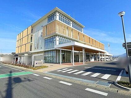 下妻市役所 2050m(徒歩26分/ 車5分)