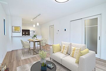 【金沢市額新町1丁目D棟】ZEH仕様の高断熱・太陽光パネル5.64kw搭載の新築一戸建て その他