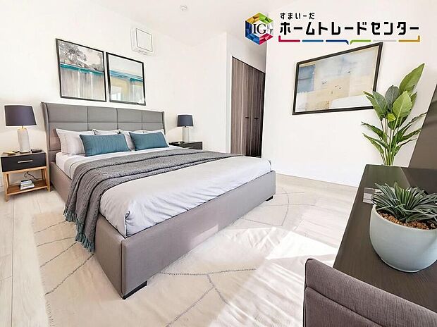 ≪Room≫お陽さまの光をさわやかな風をたっぷりとりこめます。室内はいつも明るい印象なので気持ちの良い朝を迎えられます。毎日の生活も明るくなりそうです。※家具はCGでございます。