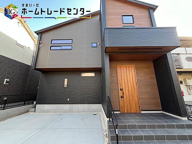 【現地外観写真】【本日御案内可能です♪】
平日・土日祝日やお仕事帰りなどお客様のご都合に合わせて、営業スタッフが誠心誠意真心込めて御対応してます♪詳しくはお気軽にお問い合わせください♪