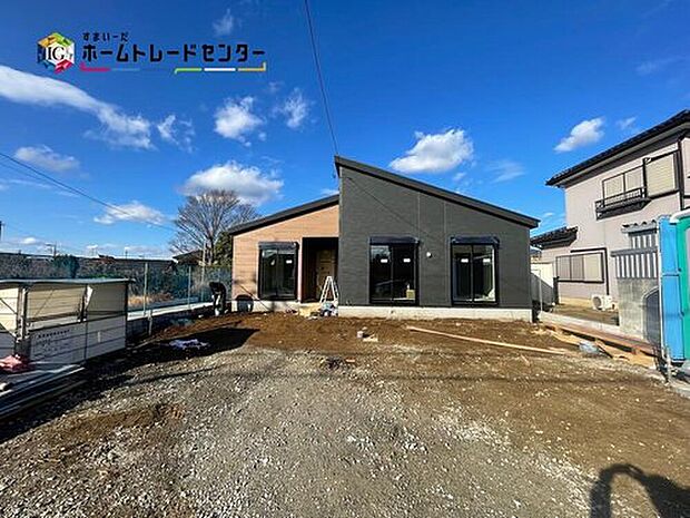 【前面道路含む現地写真】◆耐震性能にこだわるお家です!お客様のすまいと安全を守る大切な住宅だからこそ、実際の建物の作りと安心感をぜひ現地にてご体感ください!ご見学予約受付です!